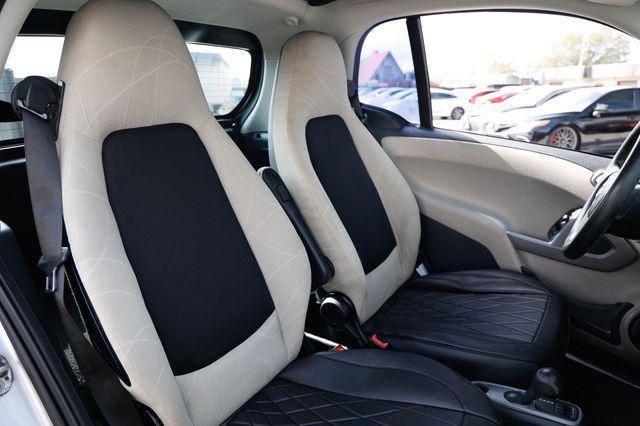 used 2013 smart ForTwo car, priced at $5,991