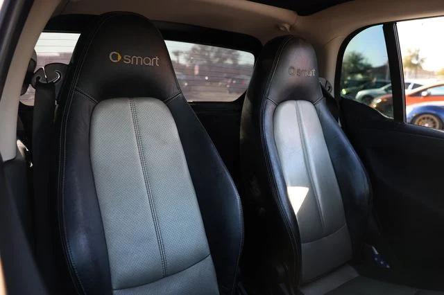 used 2009 smart ForTwo car, priced at $5,991