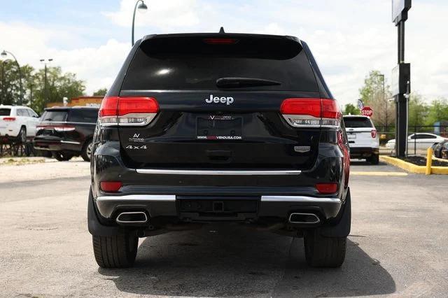 used 2015 Jeep Grand Cherokee car, priced at $12,489