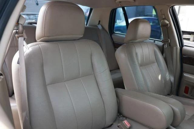 used 2004 Mercury Grand Marquis car, priced at $7,991