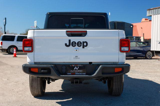 used 2023 Jeep Gladiator car, priced at $20,991