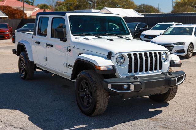 used 2023 Jeep Gladiator car, priced at $20,991