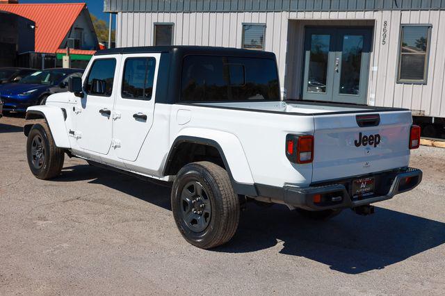 used 2023 Jeep Gladiator car, priced at $20,991