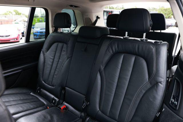 used 2020 BMW X7 car, priced at $26,989