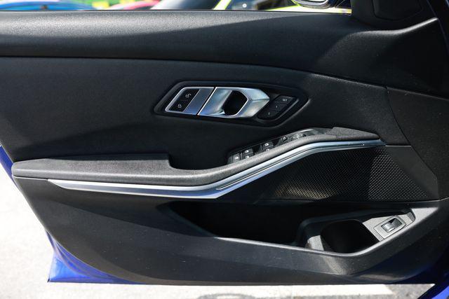 BMW 3 Series view 43