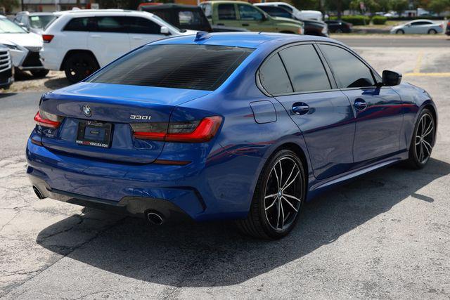 BMW 3 Series view 14