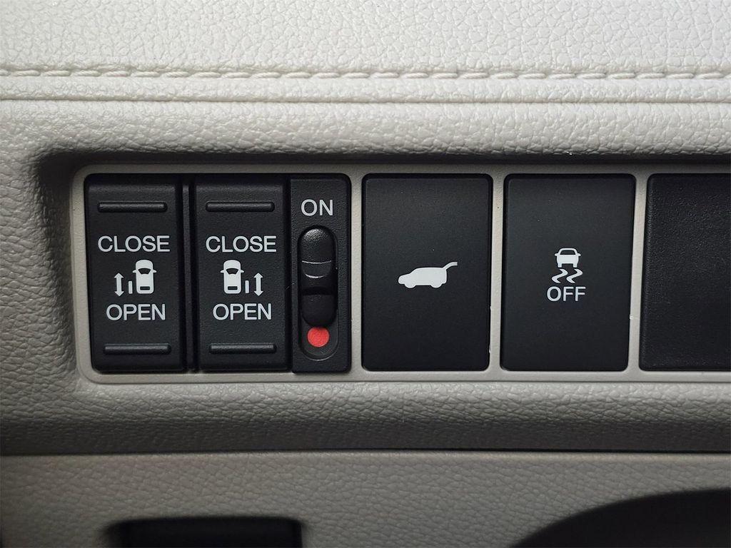 new 2026 Honda Odyssey car, priced at $45,790