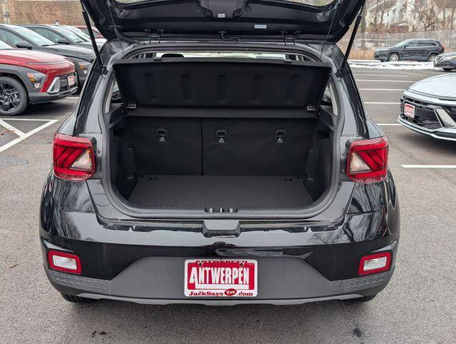 new 2026 Hyundai Venue car, priced at $22,113