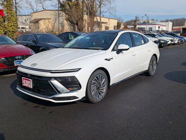 new 2026 Hyundai Sonata Hybrid car, priced at $36,870