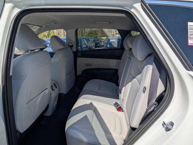 new 2026 Hyundai TUCSON Hybrid car, priced at $33,339