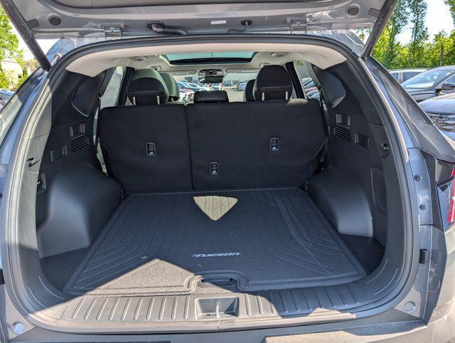 new 2026 Hyundai TUCSON Hybrid car, priced at $40,967