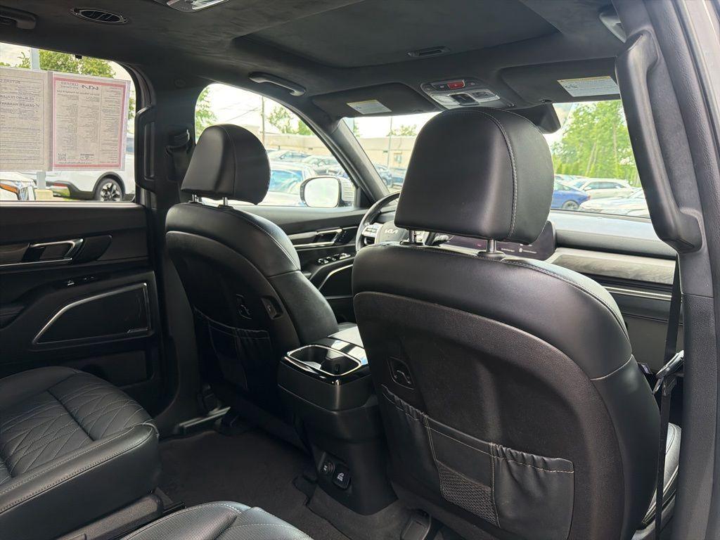 used 2024 Kia Telluride car, priced at $42,298