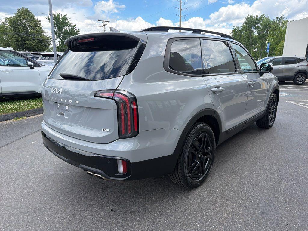 used 2024 Kia Telluride car, priced at $42,298