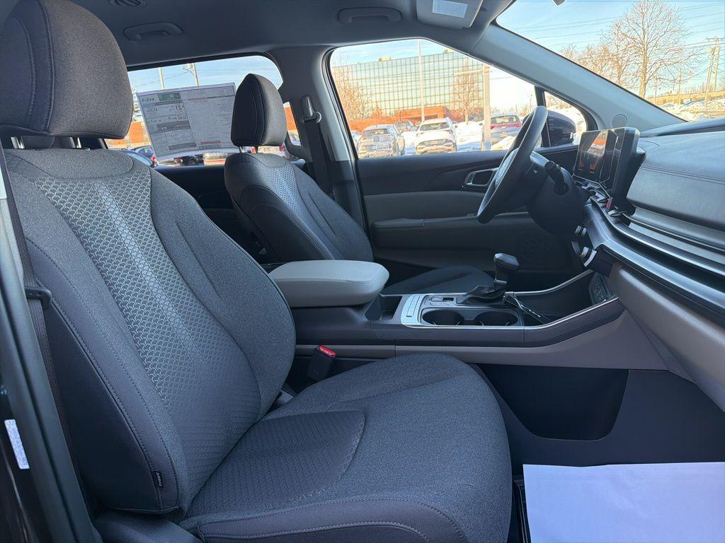 new 2026 Kia Carnival car, priced at $35,781