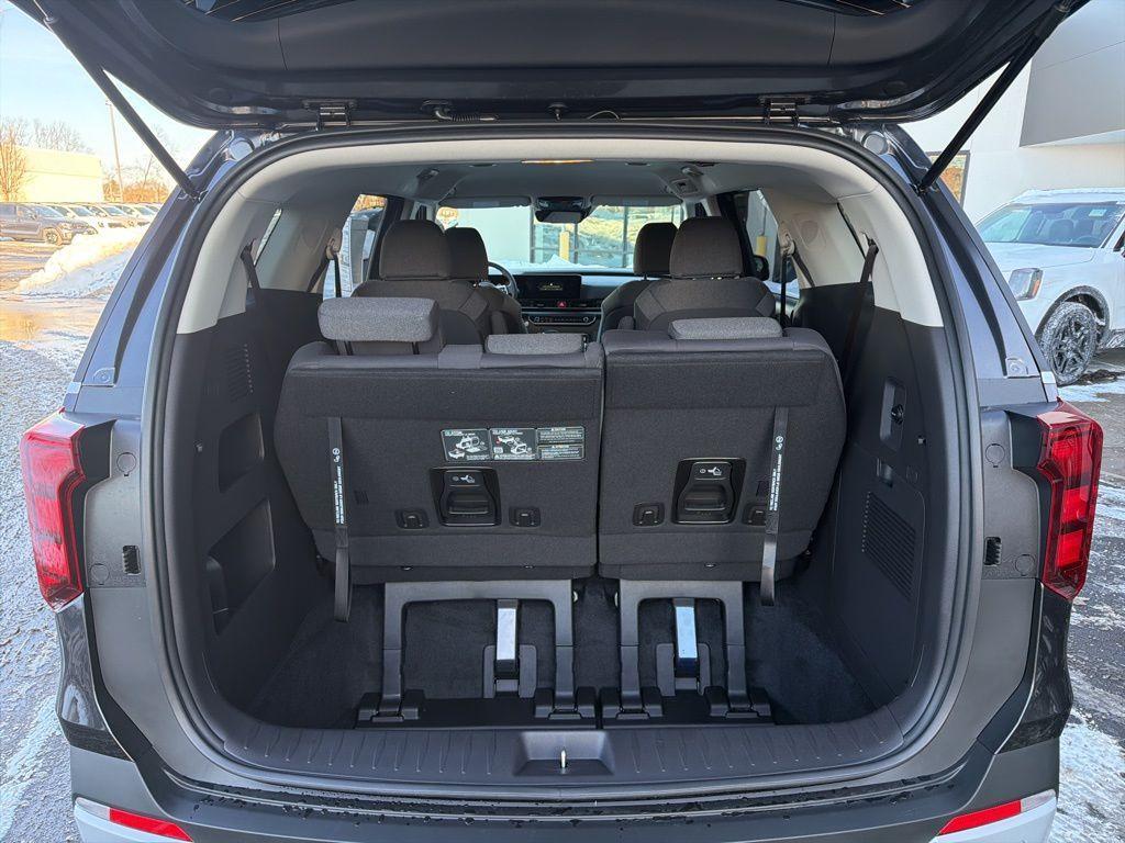 new 2026 Kia Carnival car, priced at $35,781