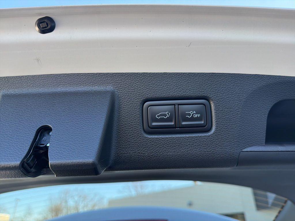 used 2025 Kia Telluride car, priced at $44,044