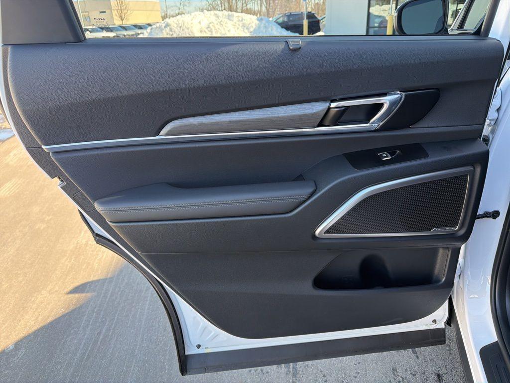 used 2025 Kia Telluride car, priced at $44,044