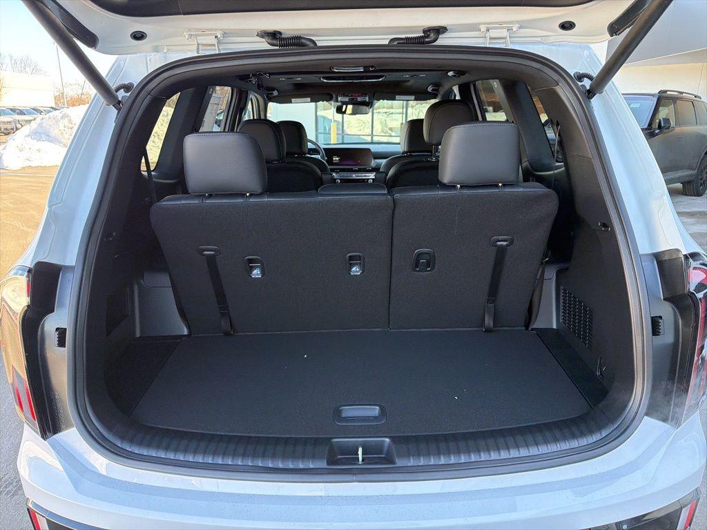 used 2025 Kia Telluride car, priced at $44,044