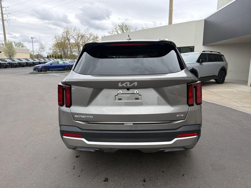 new 2026 Kia Sorento Hybrid car, priced at $38,572