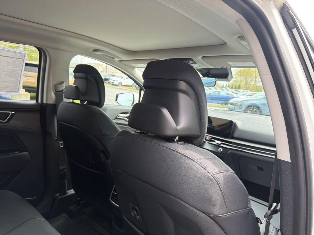 new 2026 Kia Sportage Hybrid car, priced at $39,944