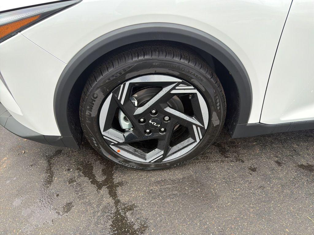 new 2025 Kia K4 car, priced at $23,686