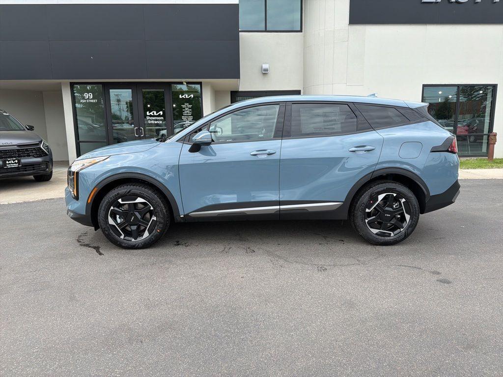 new 2026 Kia Sportage Hybrid car, priced at $33,213