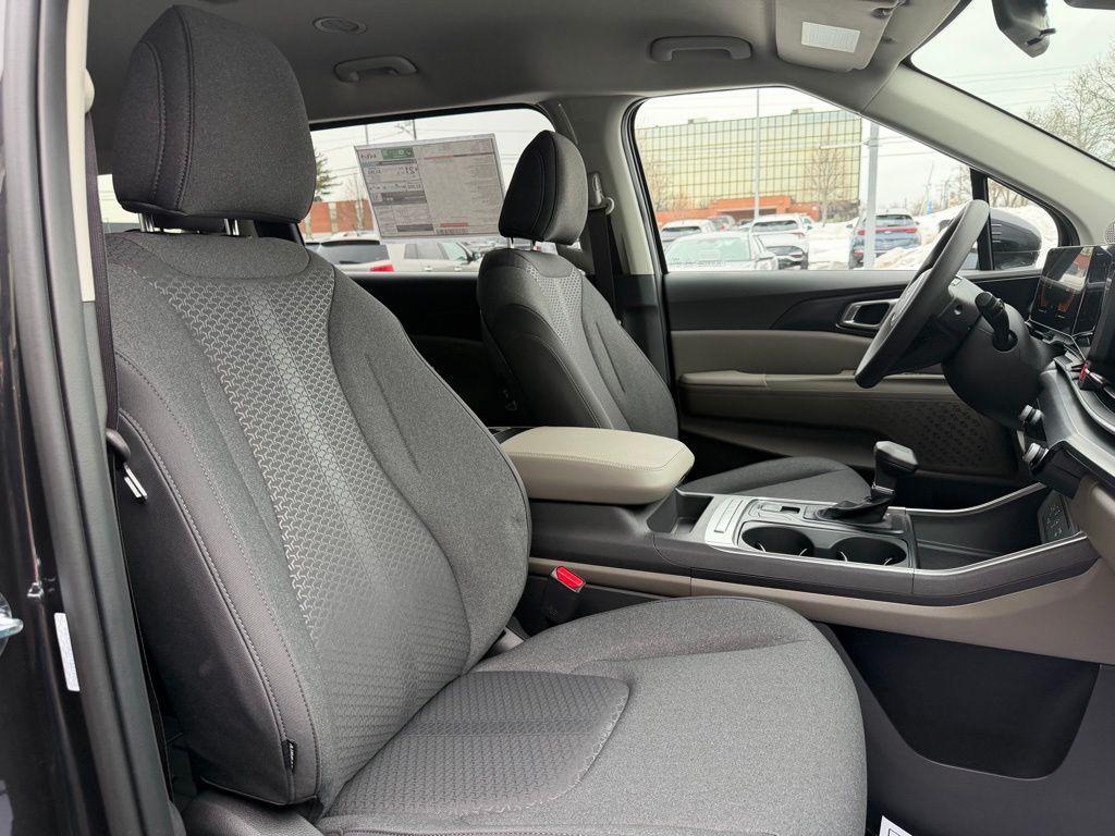 new 2026 Kia Carnival car, priced at $34,838