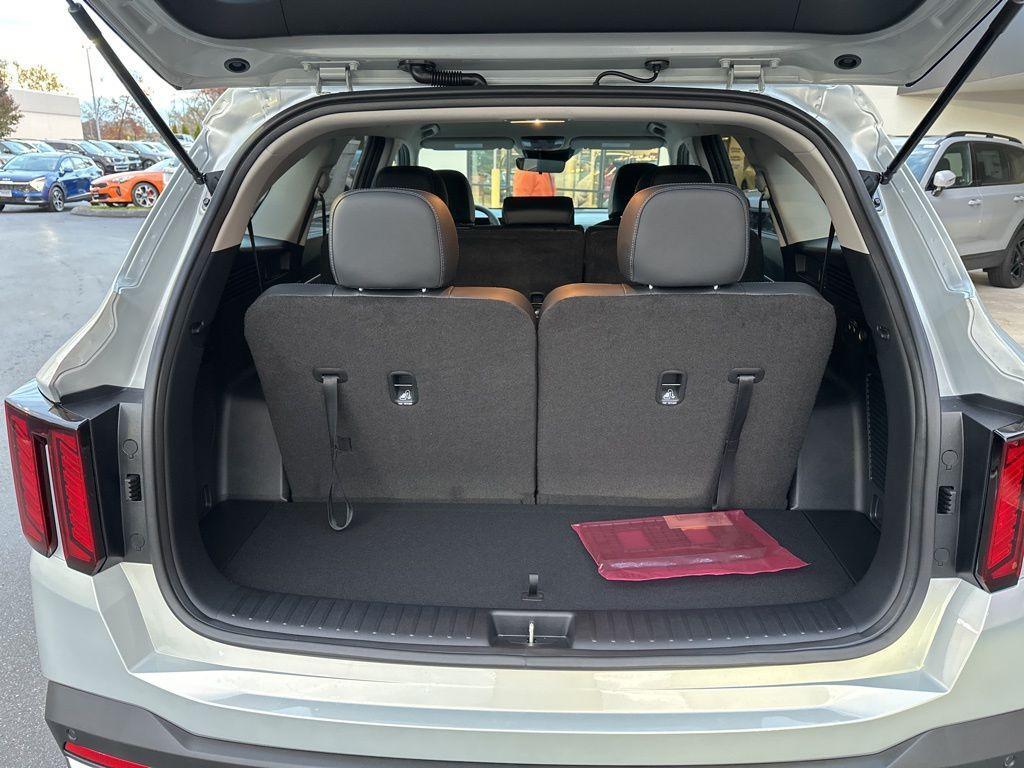 new 2026 Kia Sorento car, priced at $35,495