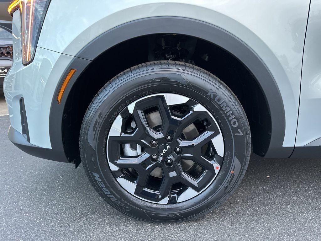 new 2026 Kia Sorento car, priced at $35,495
