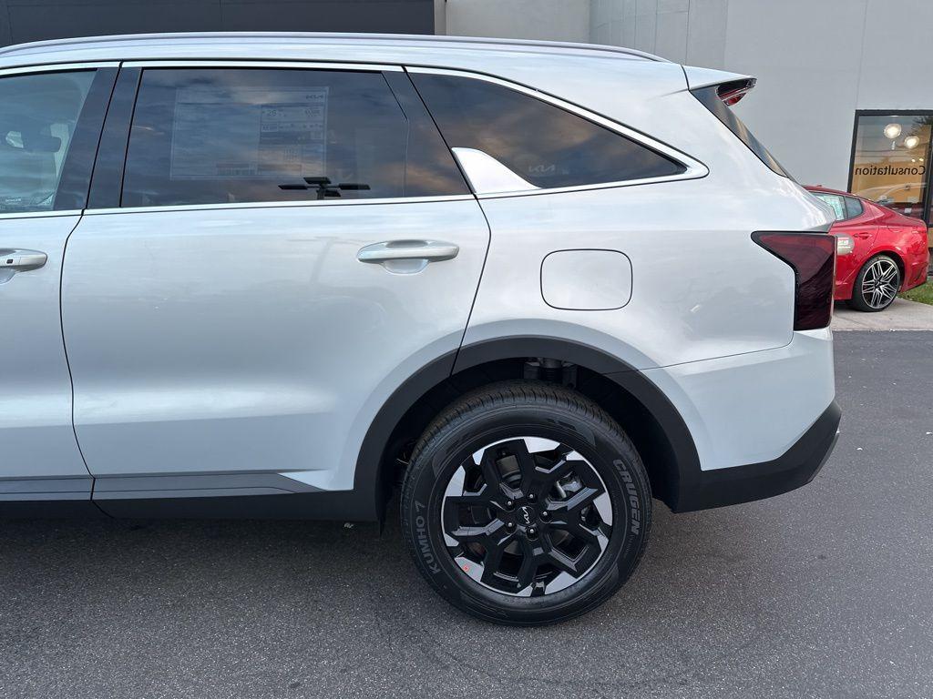 new 2026 Kia Sorento car, priced at $35,495