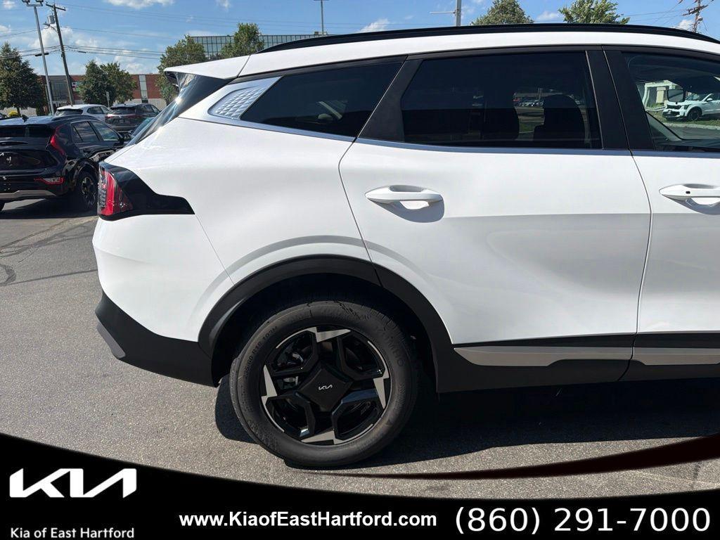 new 2026 Kia Sportage car, priced at $34,286