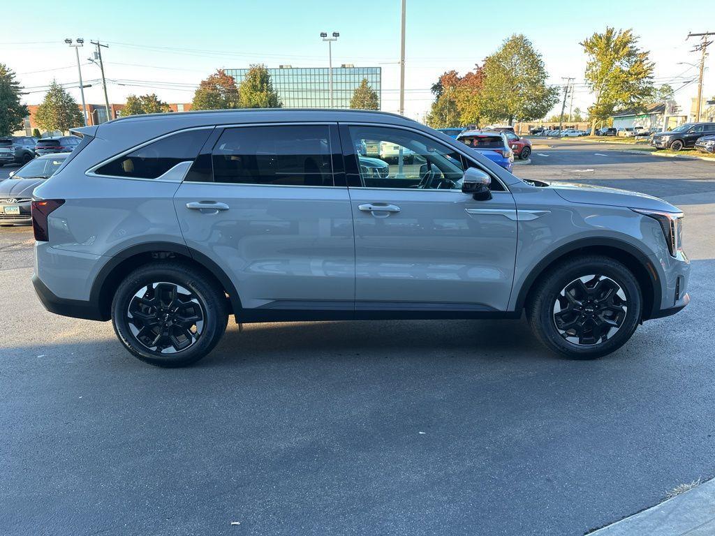 new 2026 Kia Sorento car, priced at $35,294