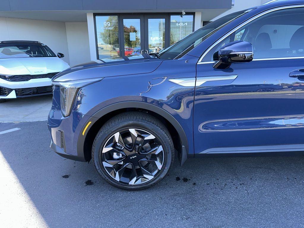 new 2026 Kia Sorento car, priced at $38,474