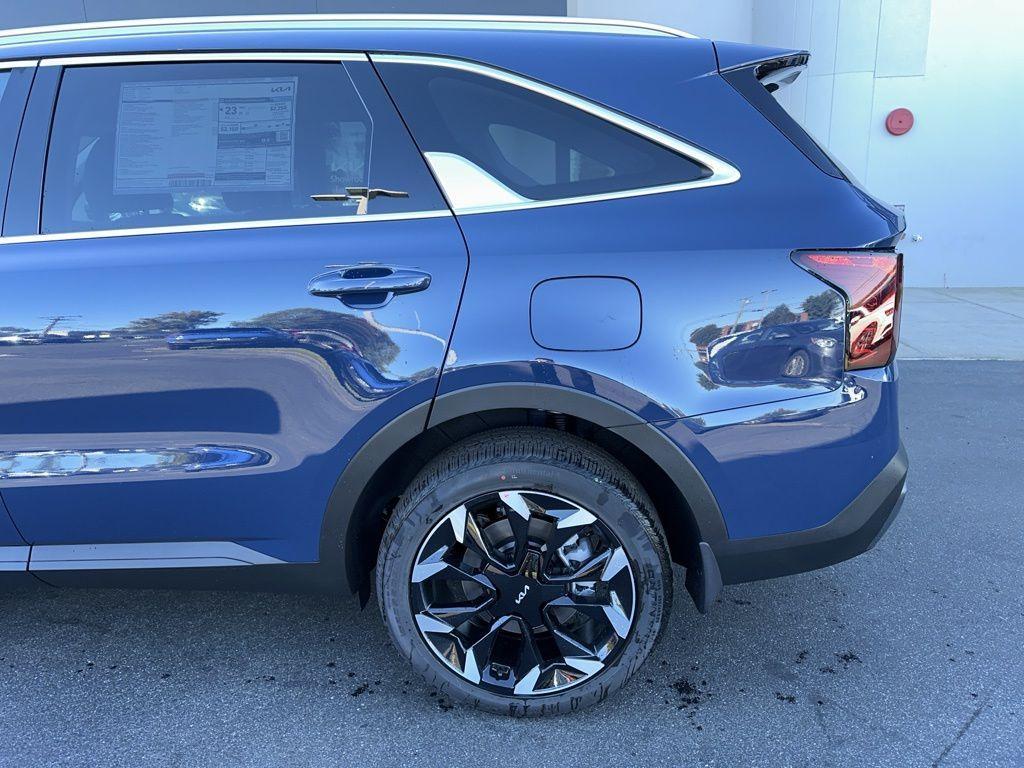 new 2026 Kia Sorento car, priced at $38,474