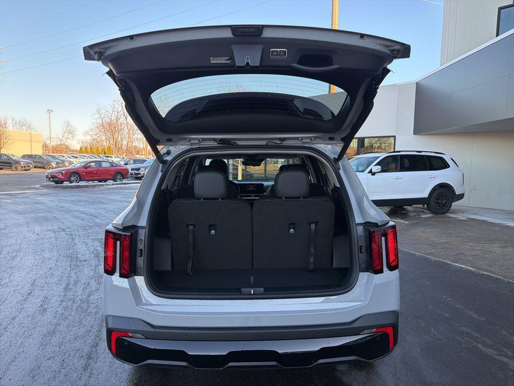 new 2026 Kia Sorento car, priced at $44,305
