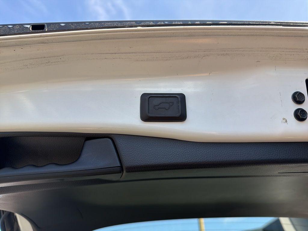 used 2019 Toyota RAV4 car, priced at $24,371