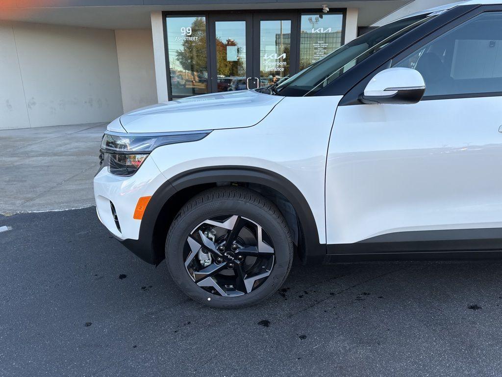 new 2026 Kia Seltos car, priced at $27,140
