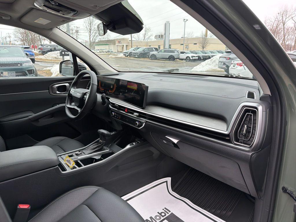 new 2026 Kia Sorento car, priced at $40,659