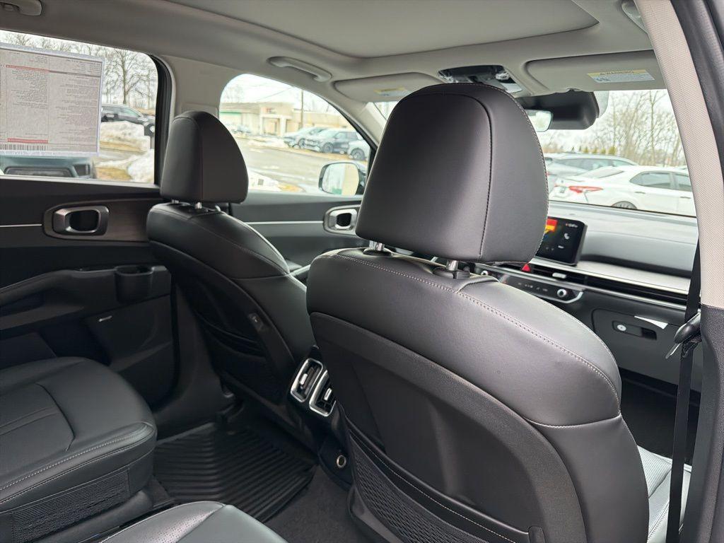new 2026 Kia Sorento car, priced at $40,659