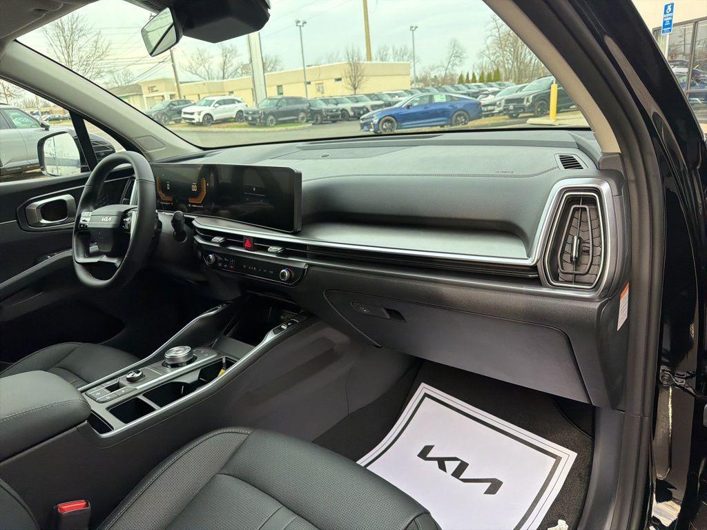 new 2026 Kia Sorento Hybrid car, priced at $38,572