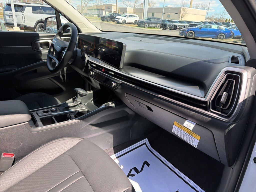 new 2026 Kia Sorento car, priced at $37,268