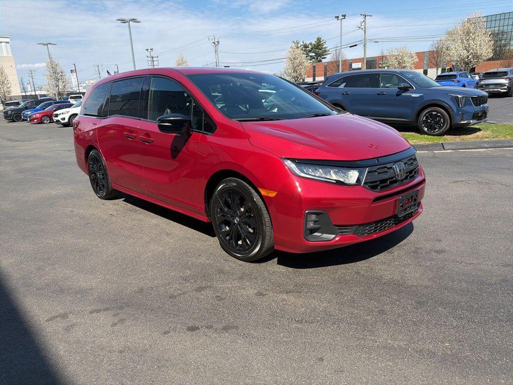 used 2025 Honda Odyssey car, priced at $35,908
