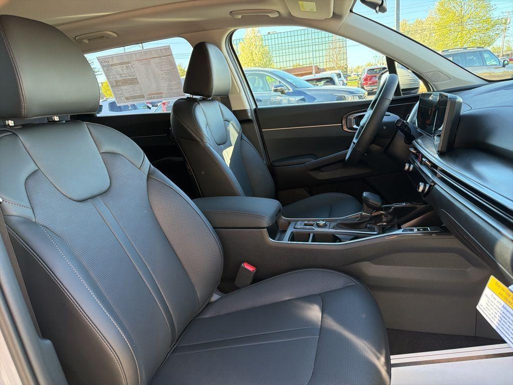 new 2026 Kia Sorento car, priced at $38,315