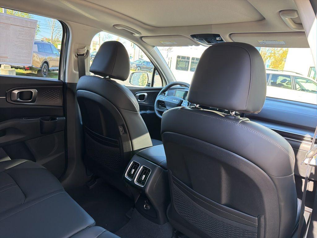 new 2026 Kia Sorento car, priced at $38,315