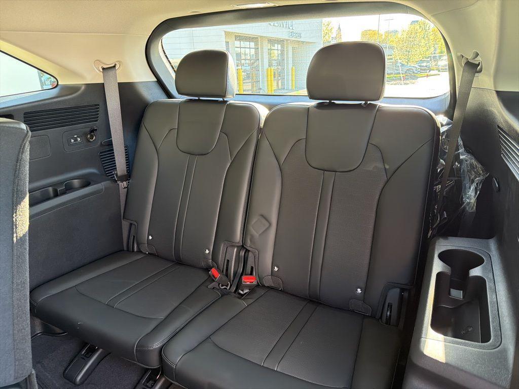 new 2026 Kia Sorento car, priced at $38,315