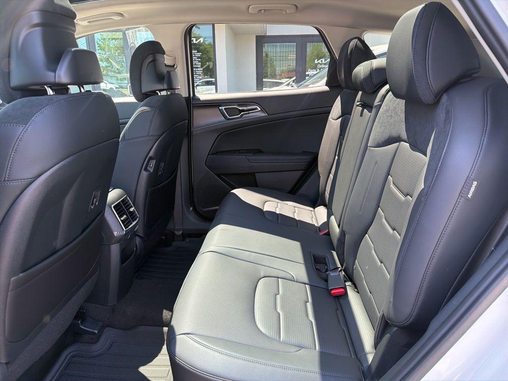 new 2026 Kia Sportage Hybrid car, priced at $40,628