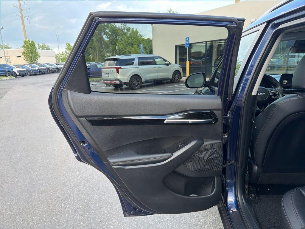 used 2023 Kia Seltos car, priced at $23,947