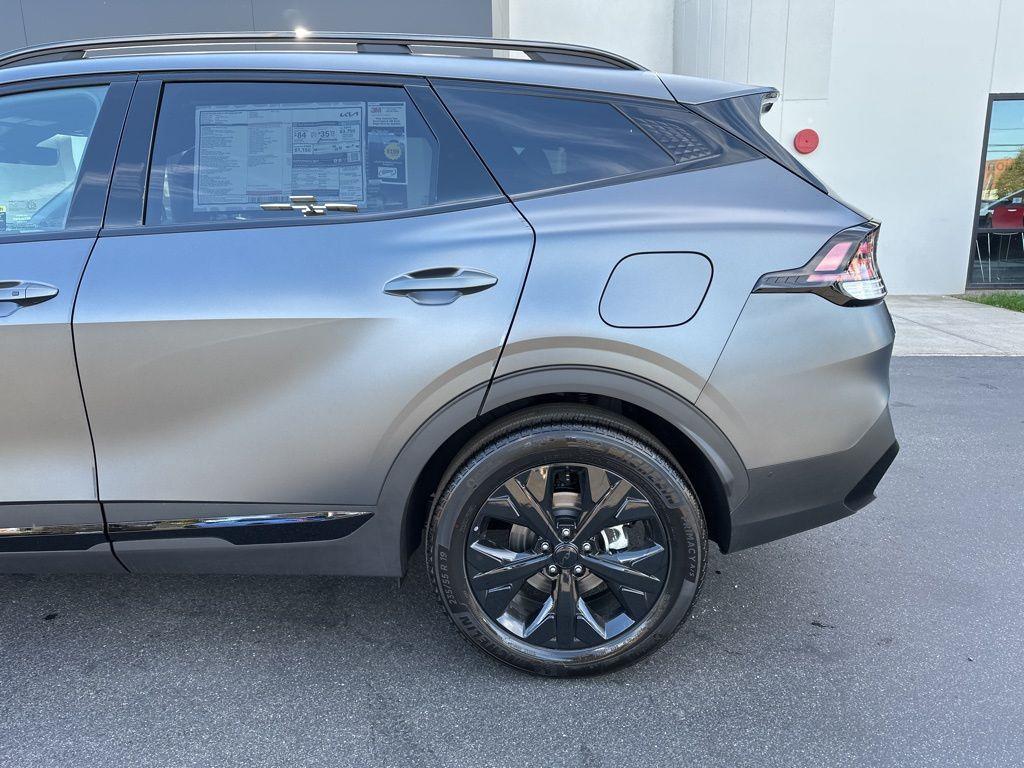 new 2025 Kia Sportage Plug-In Hybrid car, priced at $45,775