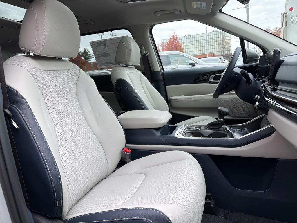 new 2026 Kia Carnival car, priced at $50,798