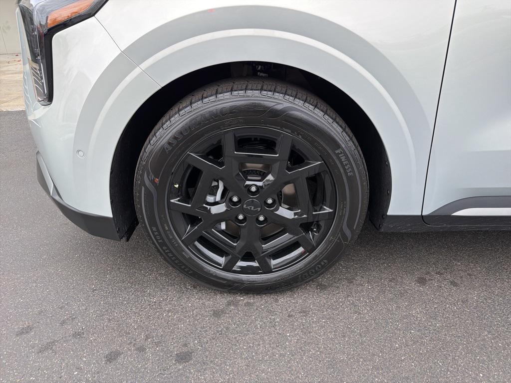 new 2026 Kia Carnival car, priced at $50,798